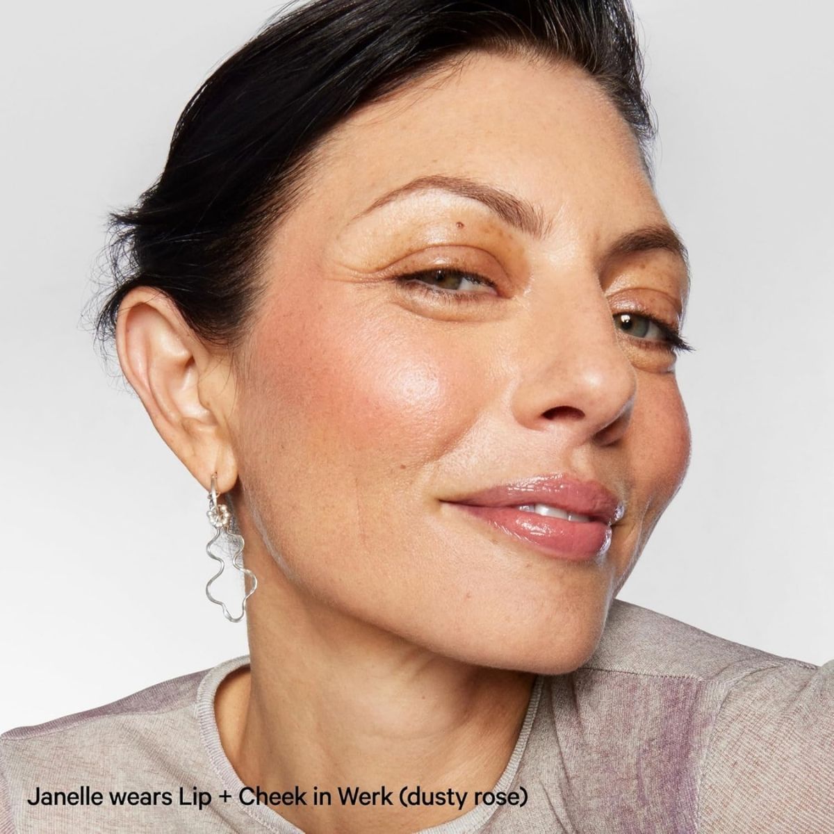 【追跡可能海外メール便】Milk Makeup リップ+チークスティック 6g Milk Makeup Lip + Cheek Stick Multi-Use Cream Blush + Lip Color Werk - Dusty Rose 0.21 oz 長時間キープ ヴィーガン処方 リップ&チーク兼用