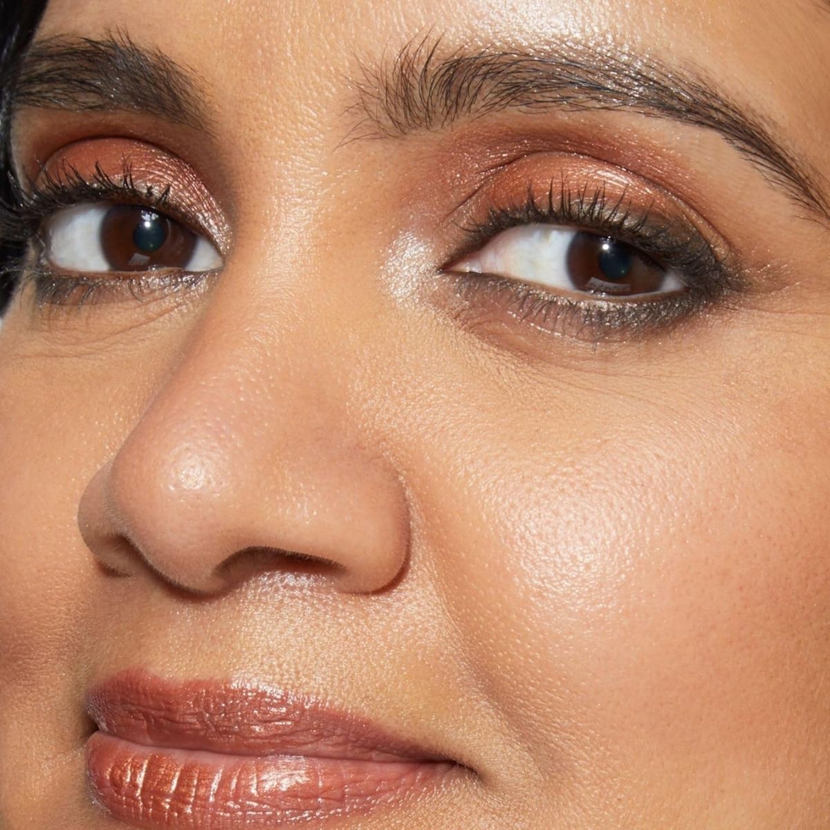 【エクスプレス便】LAURA GELLER NEW YORK  アーシーエッセンシャルズ ベイクドアイシャドウパレット 14色 LAURA GELLER NEW YORK Baked Eyeshadow Palette 14 color 01 Earthy Essentials クリスマスコフレ 秋メイク