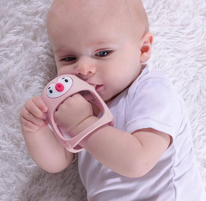 【追跡可能海外メール便】 Toy for 0-6month Infants, 0~6ヶ月 手用おしゃぶり Baby Chew Toys for Sucking Needs, Hand Pacifier for Breast Feeding Babies おしゃぶり 赤ちゃん ベビー人気 ベビー用品 人気ベビーアイテム 人気おしゃぶり 格安メール便