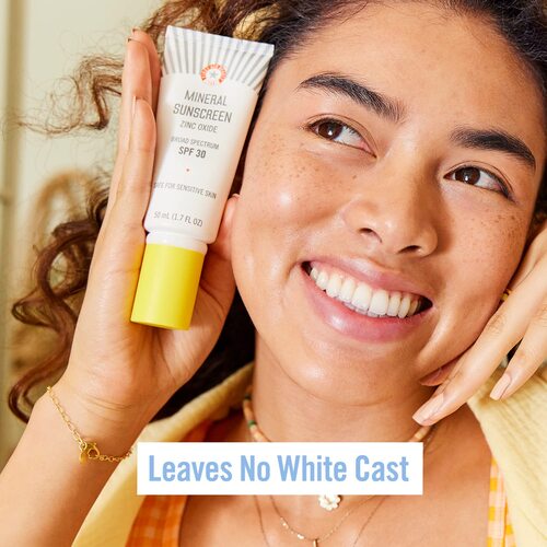 【エクスプレス便】ファーストエイド ビューティー ミネラルサンスクリーン First Aid Beauty Mineral Sunscreen Zinc Oxide, Broad Spectrum, SPF 30 Sun Protection with no White Cast 1.7oz 日焼け止め 日焼け対策 SPF30 敏感肌用
