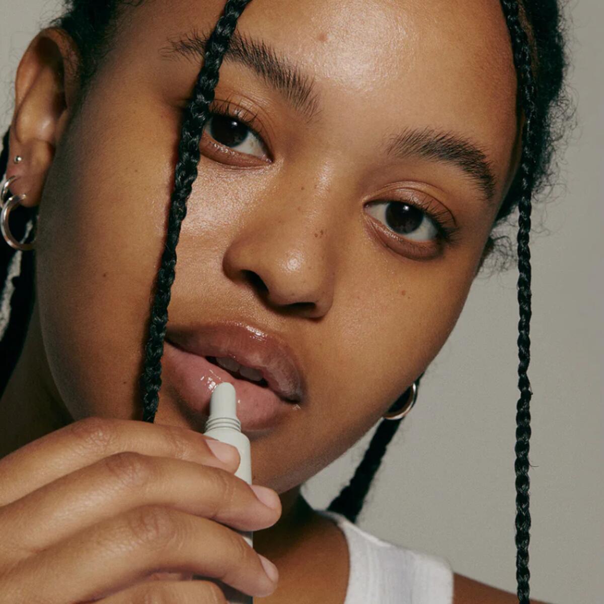 【エクスプレス便】【rhode skin】unscented Peptide Lip Treatment THE NOURISHING LIP LAYER 10ml / 0.3 fl oz ロード ペプチドリップトリートメント