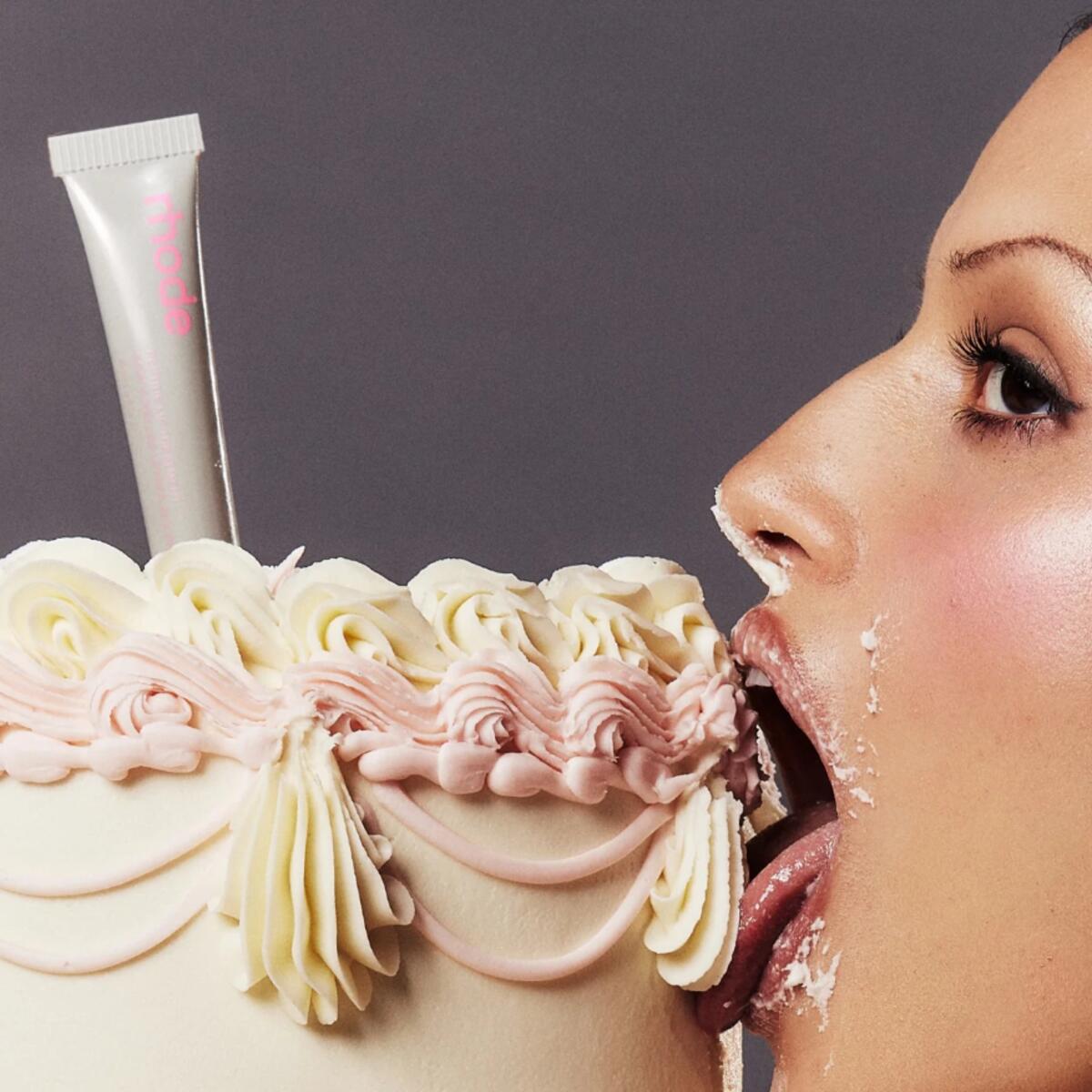 【エクスプレス便】【rhode skin】rhode vanilla Peptide Lip Treatment THE NOURISHING LIP LAYER 10ml / 0.3 fl oz ロード ペプチドリップトリートメント