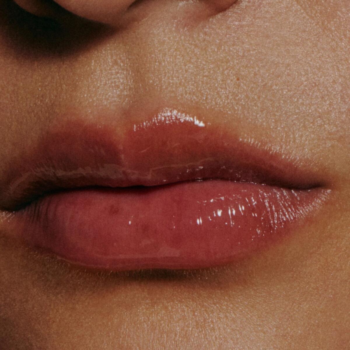 【エクスプレス便】【rhode skin】rhode vanilla Peptide Lip Treatment THE NOURISHING LIP LAYER 10ml / 0.3 fl oz ロード ペプチドリップトリートメント