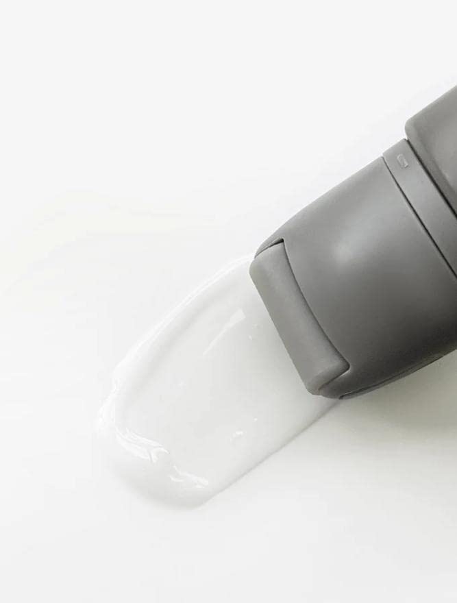 【エクスプレス便】Glow and Sculpt Face Serum Primer with Niacinamide 1.4 oz / 40 mL