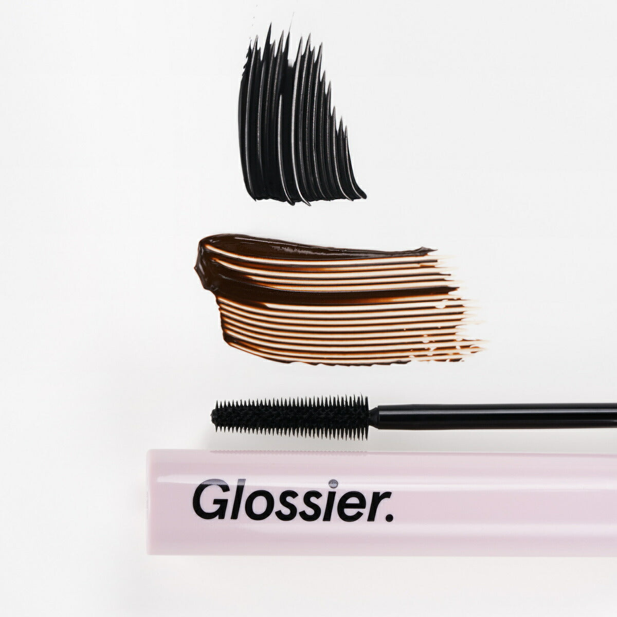 【追跡可能海外メール便】Glossier Black Lash Slick film form mascara  8.5 g / 0.29 oz グロッシアー ブラック ラッシュスリック マスカラ   メイク お湯でオフ