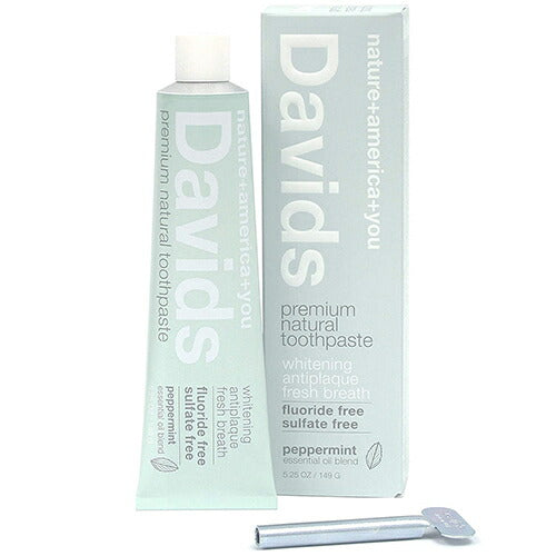 【追跡可能海外メール便】 Davids Natural Toothpaste　140ｇ　歯磨き粉　ホワイトニング　フッ素無添加　ミント味