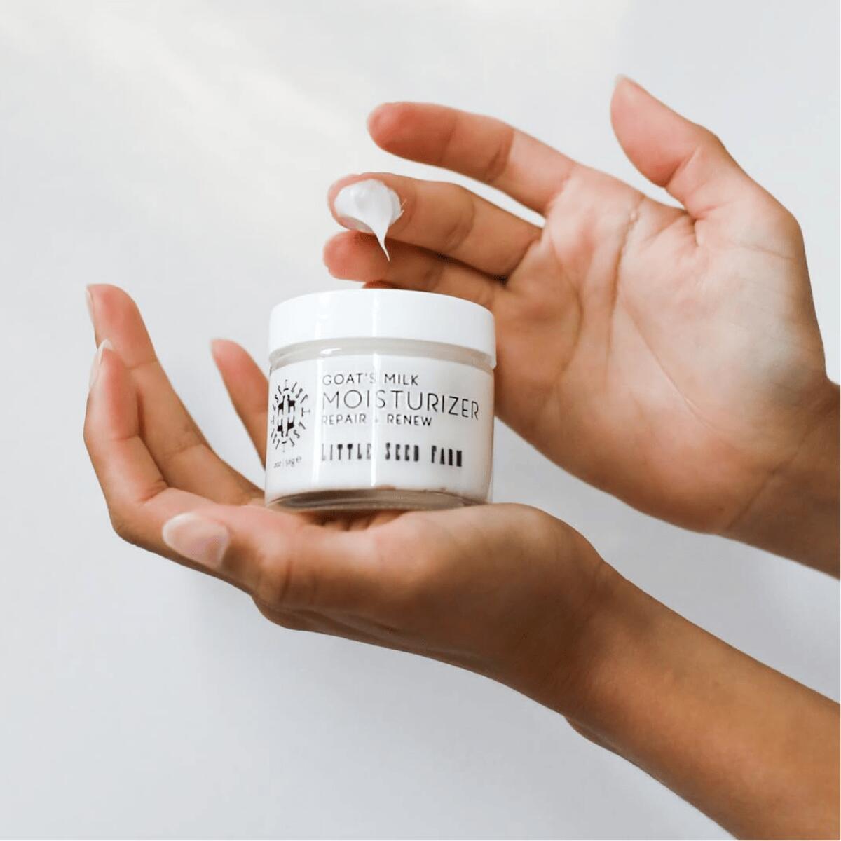 【エクスプレス便】Little Seed Farm ゴートミルク フェイスモイスチャライザー 保湿クリーム  56g Little Seed Farm Goat's Milk Face Moisturizer Natural Organic Moisturizer Face Cream 2.0 Ounce