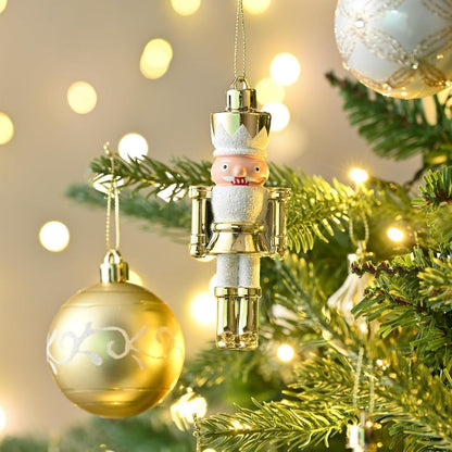 【エクスプレス便】Valery Madelyn クリスマスツリー オーナメントセット 50個入り ホワイト＆ゴールド Valery Madelyn Christmas Tree Ornaments Set 50ct White Gold Xmas Holiday Wedding Decor くるみ割り人形 割れにくい ホリデー