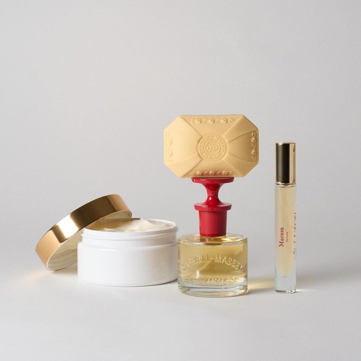 【エクスプレス便】Caswell-Massey マレム ボディクリーム 240g Caswell-Massey  Marem Body Cream for Women Moisturizer Velvety Smooth Formula 8 Fl Oz Jar ボディローション 保湿