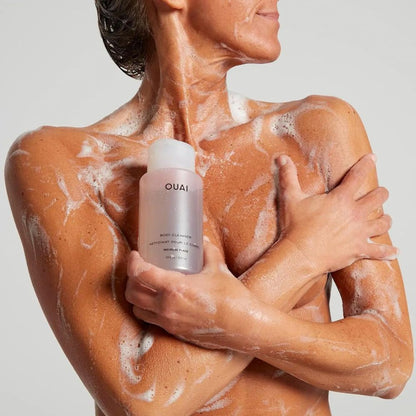 【エクスプレス便】OUAI ボディウォッシュ メルローズプレイス 300ml ウェ Body Cleanser Melrose Place 10 Fl Oz  ホホバオイル ローズヒップオイル 配合 保湿 乾燥 フローラルの香り